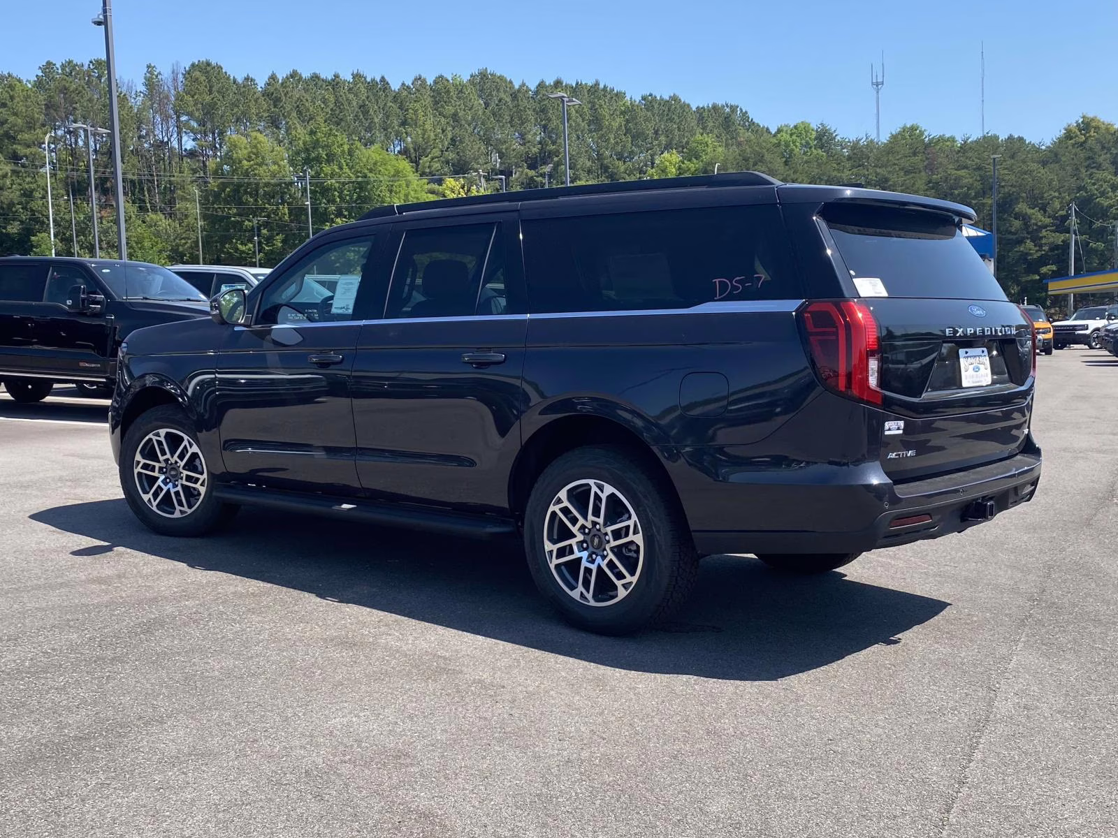 2026 Dark Matter Gray Metallic Ford Expedition Max Active 4X4 SUV