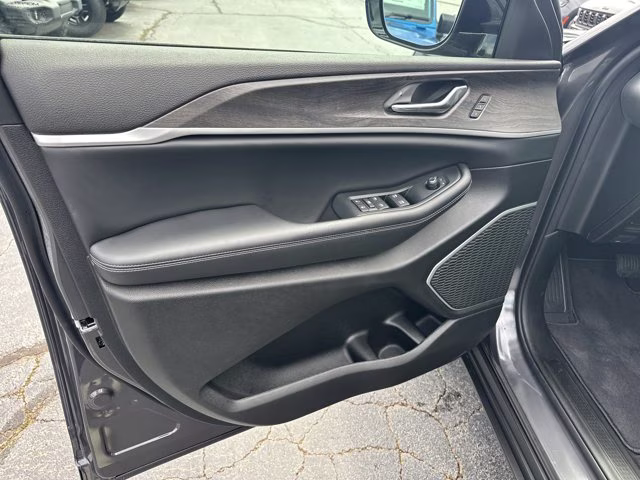 2026 Baltic Gray Metallic Clearcoat Jeep Grand Cherokee Limited 4X4 SUV