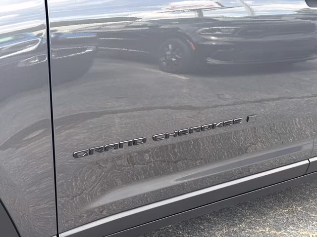 2026 Baltic Gray Metallic Clearcoat Jeep Grand Cherokee Limited 4X4 SUV
