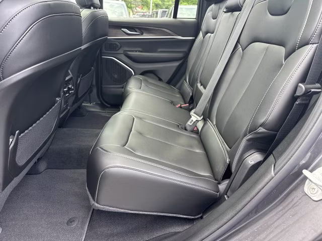 2026 Baltic Gray Metallic Clearcoat Jeep Grand Cherokee Limited 4X4 SUV