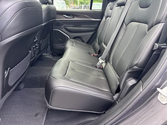 2026 Baltic Gray Metallic Clearcoat Jeep Grand Cherokee Limited 4X4 SUV