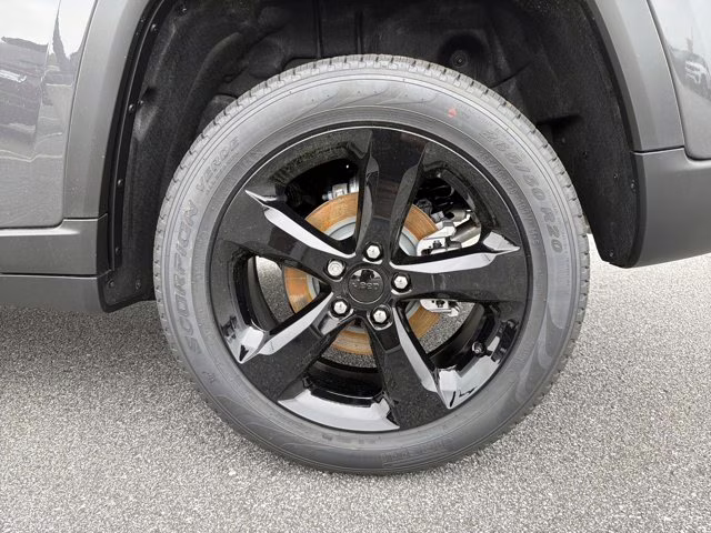 2026 Baltic Gray Metallic Clearcoat Jeep Grand Cherokee Limited 4X4 SUV