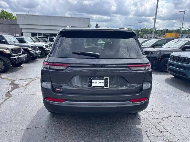 2026 Baltic Gray Metallic Clearcoat Jeep Grand Cherokee Limited 4X4 SUV
