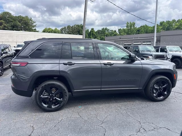 2026 Baltic Gray Metallic Clearcoat Jeep Grand Cherokee Limited 4X4 SUV