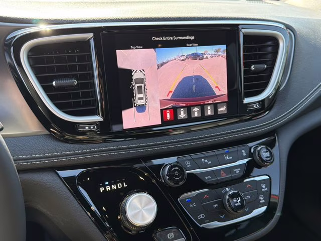 2026 Red Hot Pearlcoat Chrysler Pacifica Select FWD Van