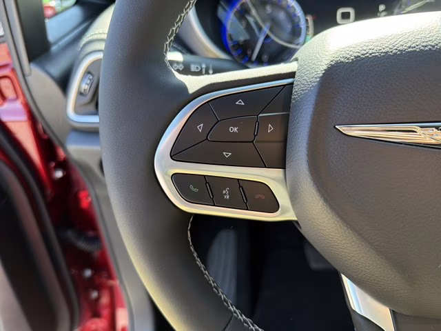 2026 Red Hot Pearlcoat Chrysler Pacifica Select FWD Van