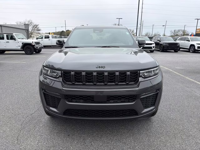 2026 Baltic Gray Metallic Clearcoat Jeep Grand Cherokee Limited 4X4 SUV