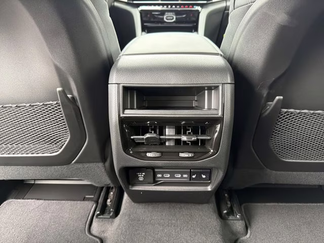 2026 Baltic Gray Metallic Clearcoat Jeep Grand Cherokee Limited 4X4 SUV