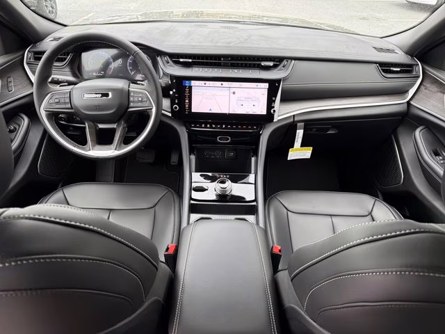 2026 Baltic Gray Metallic Clearcoat Jeep Grand Cherokee Limited 4X4 SUV