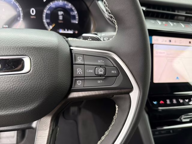 2026 Baltic Gray Metallic Clearcoat Jeep Grand Cherokee Limited 4X4 SUV