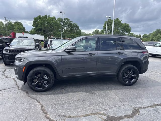 2026 Baltic Gray Metallic Clearcoat Jeep Grand Cherokee Limited 4X4 SUV