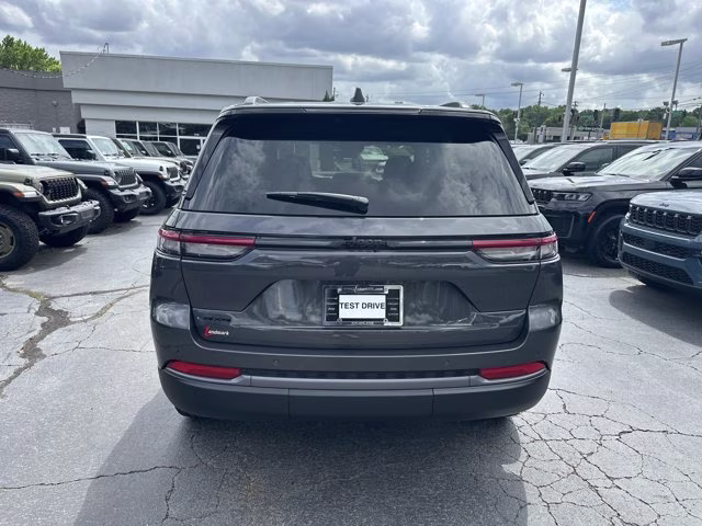 2026 Baltic Gray Metallic Clearcoat Jeep Grand Cherokee Limited 4X4 SUV