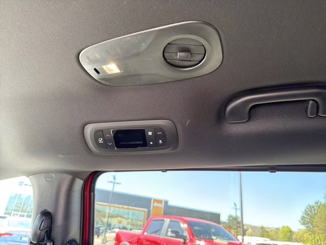 2026 Red Hot Pearlcoat Chrysler Pacifica Select FWD Van