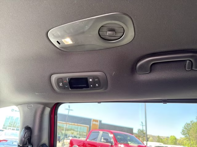 2026 Red Hot Pearlcoat Chrysler Pacifica Select FWD Van