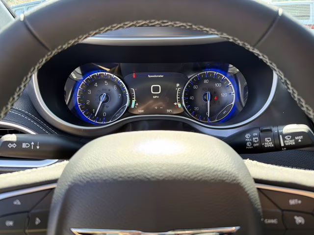 2026 Red Hot Pearlcoat Chrysler Pacifica Select FWD Van