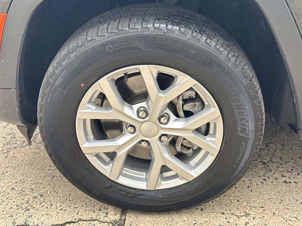 2023 Rocky Mountain Pearlcoat Jeep Grand Cherokee L Limited 4X4 SUV