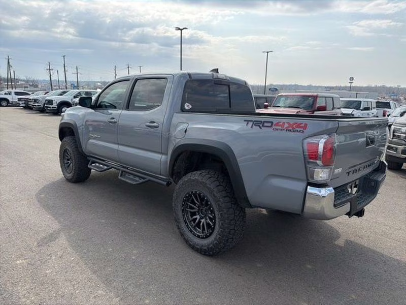 Used 2021 Toyota Tacoma TRD Off Road with VIN 3TMCZ5AN1MM392970 for sale in Little Rock