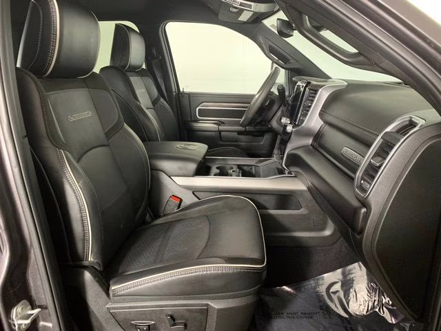 2025 Granite Crystal Metallic Clearcoat Ram 3500 Laramie 4X4 Truck