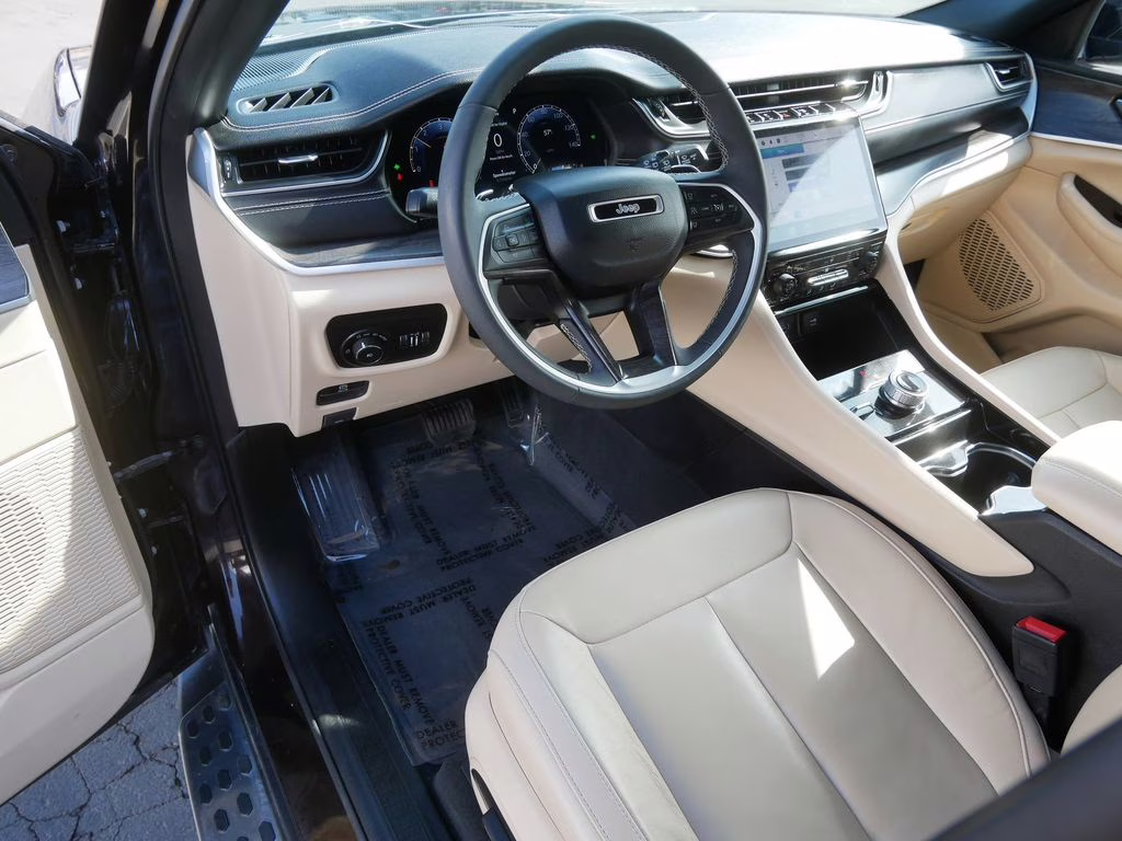 2023 Ember Pearlcoat Jeep Grand Cherokee L Limited 4X4 SUV