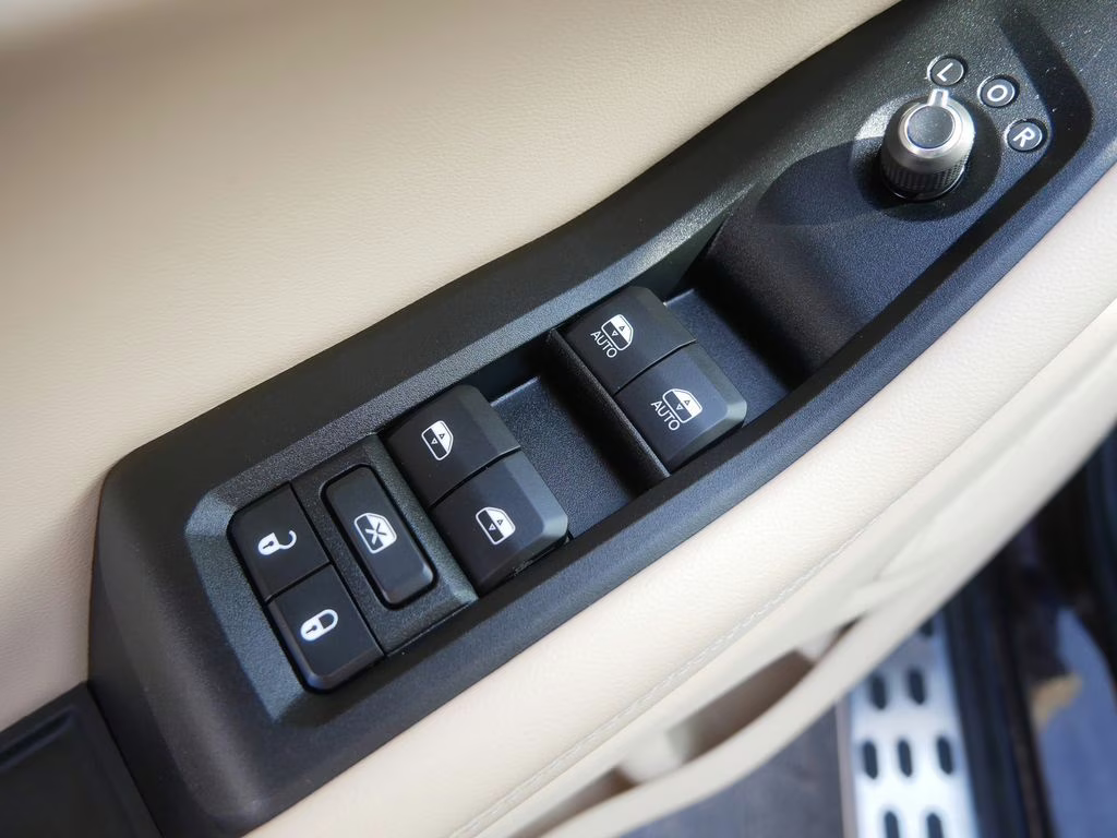 2023 Ember Pearlcoat Jeep Grand Cherokee L Limited 4X4 SUV