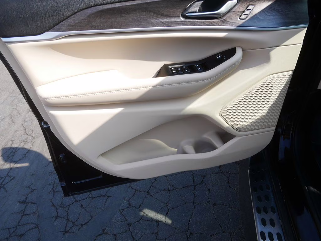 2023 Ember Pearlcoat Jeep Grand Cherokee L Limited 4X4 SUV