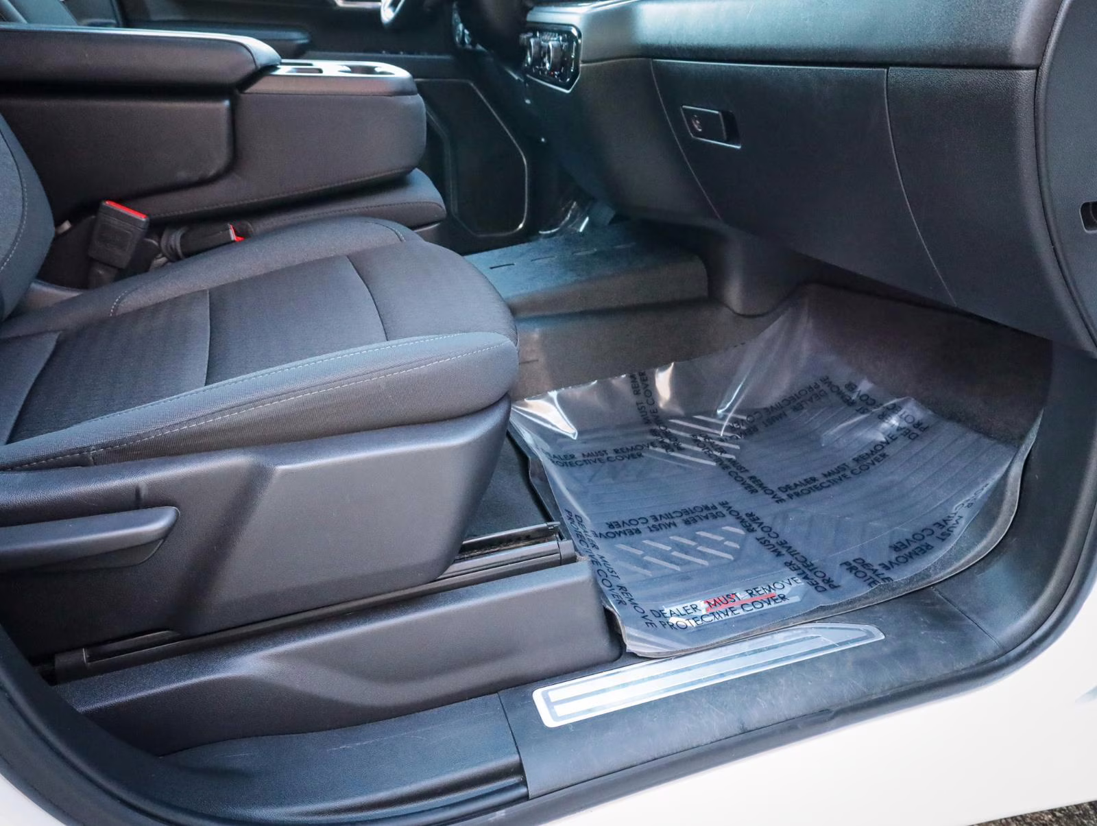 2024 Summit White Chevrolet Silverado 2500HD LT 4X4 Truck