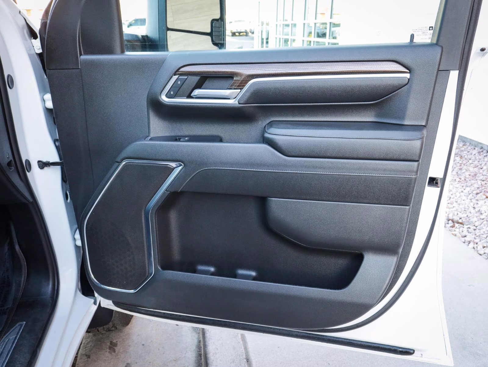 2024 Summit White Chevrolet Silverado 2500HD LT 4X4 Truck