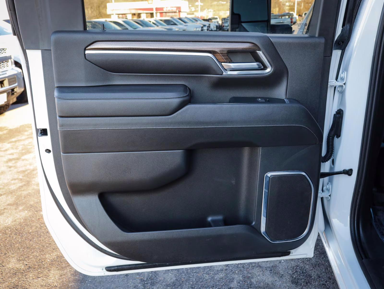 2024 Summit White Chevrolet Silverado 2500HD LT 4X4 Truck