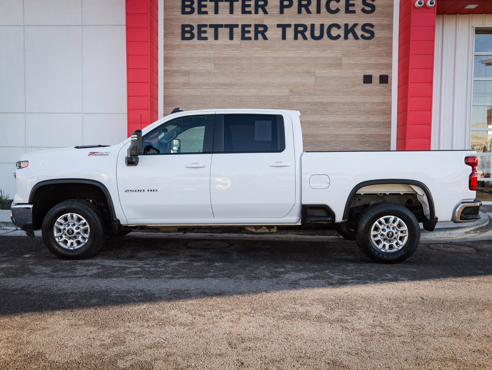 2024 Summit White Chevrolet Silverado 2500HD LT 4X4 Truck