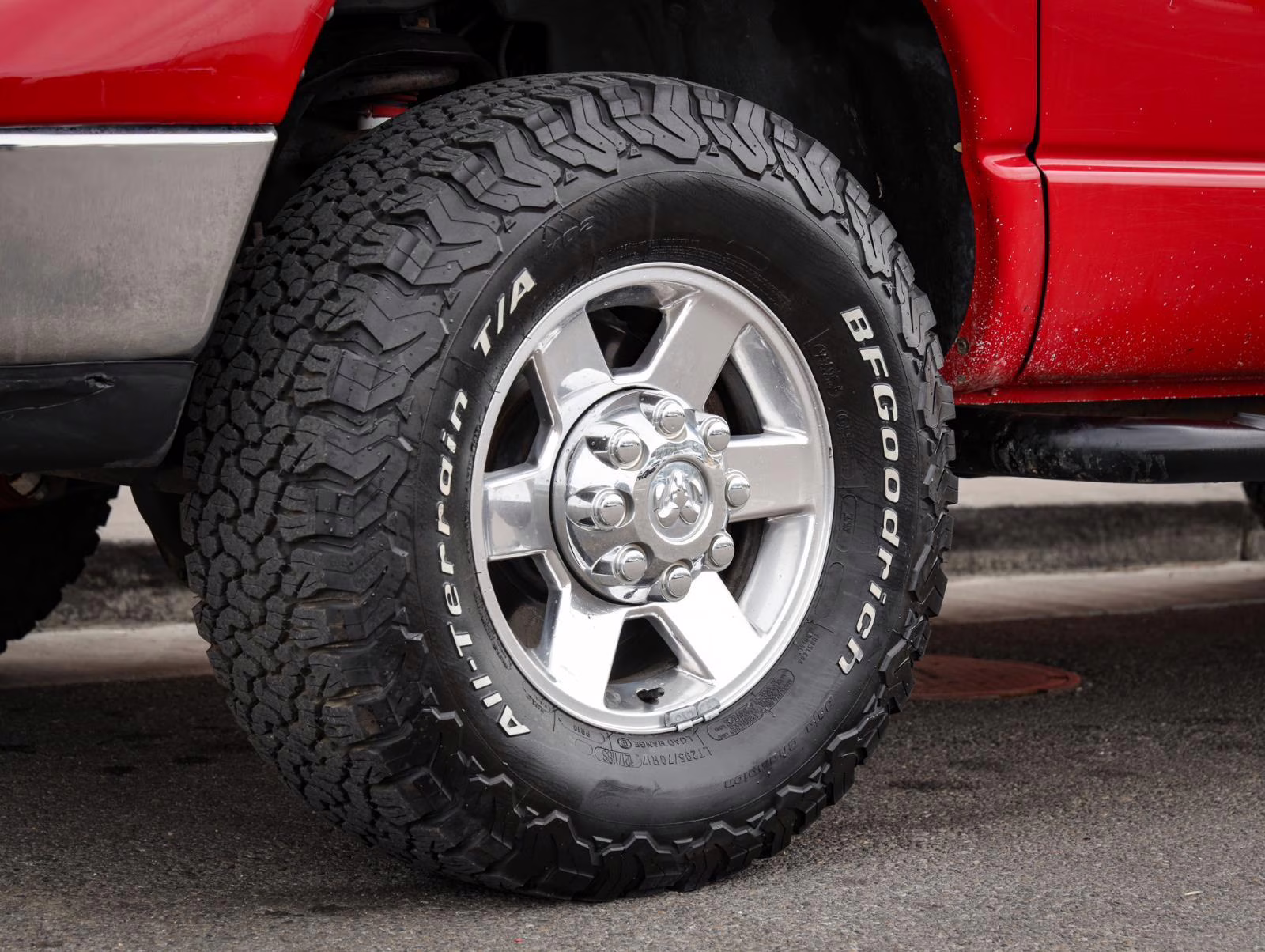 2003 RED Dodge Ram 2500 ST 4X4 Truck