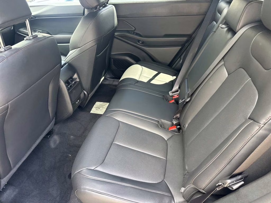 2026 Sting-Gray Clearcoat Jeep Cherokee Limited 4X4 SUV