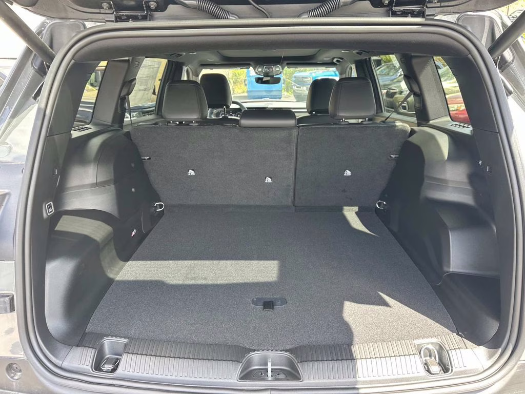 2026 Sting-Gray Clearcoat Jeep Cherokee Limited 4X4 SUV