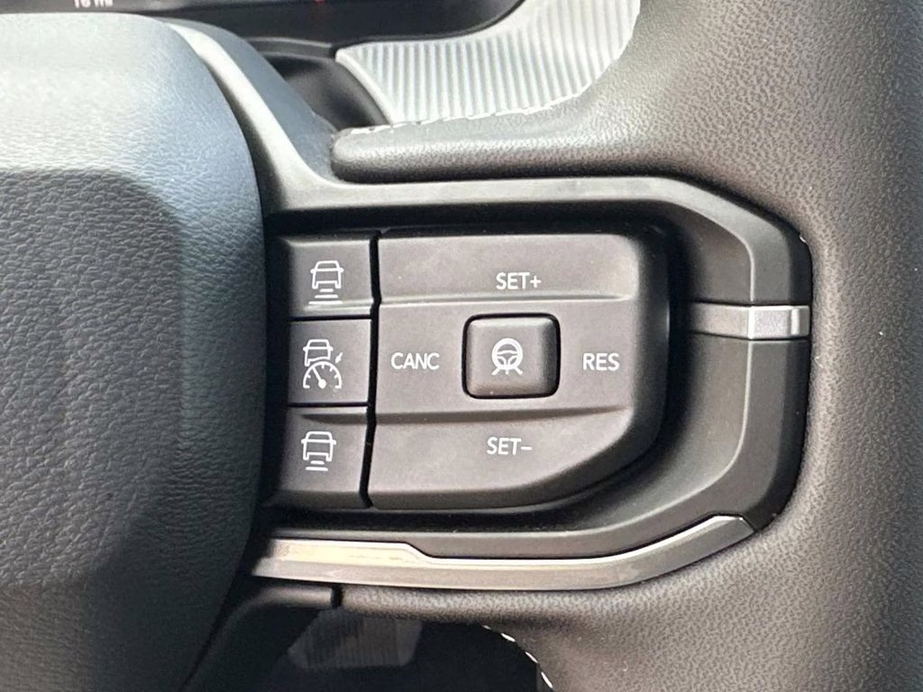 2026 Sting-Gray Clearcoat Jeep Cherokee Limited 4X4 SUV