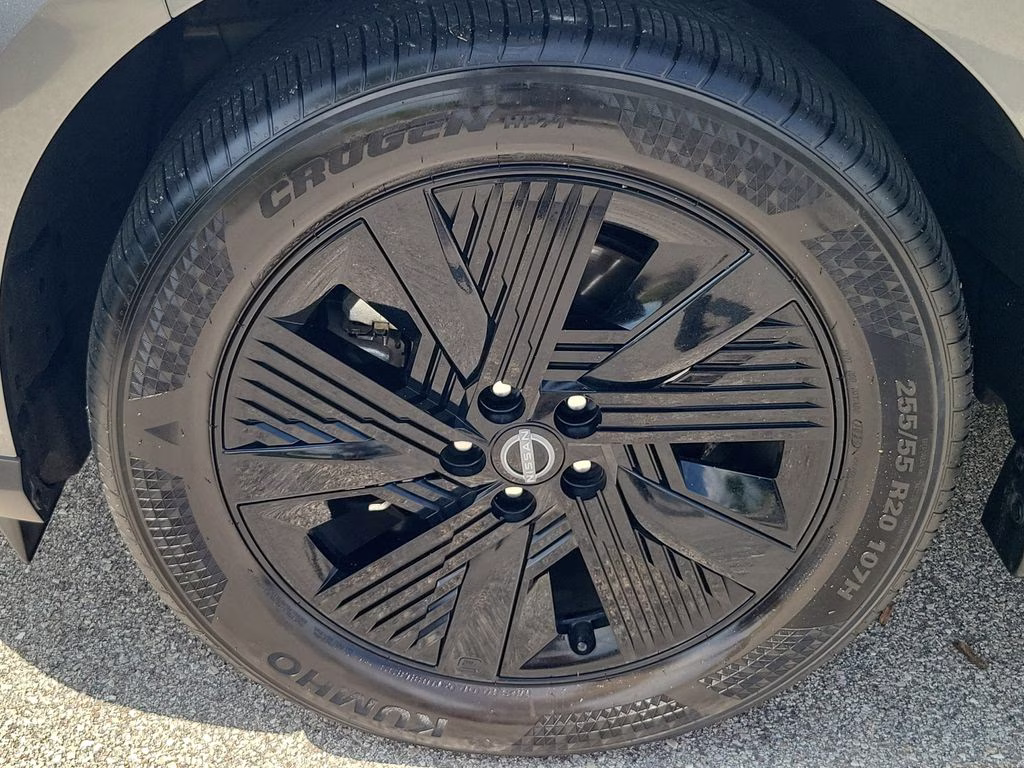 2025 Gun Metallic Nissan Murano SV FWD SUV