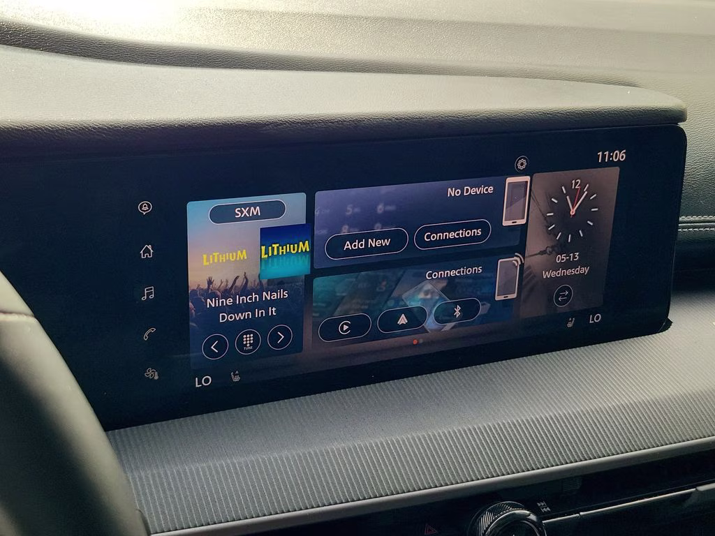 2025 Gun Metallic Nissan Murano SV FWD SUV