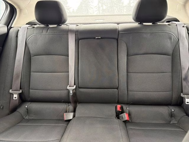 2016 Silver Ice Metallic Chevrolet Cruze LT FWD Sedan