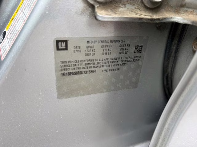 2016 Silver Ice Metallic Chevrolet Cruze LT FWD Sedan