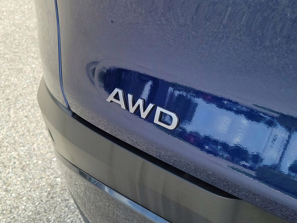 2025 Deep Ocean Blue Nissan Murano SL AWD SUV