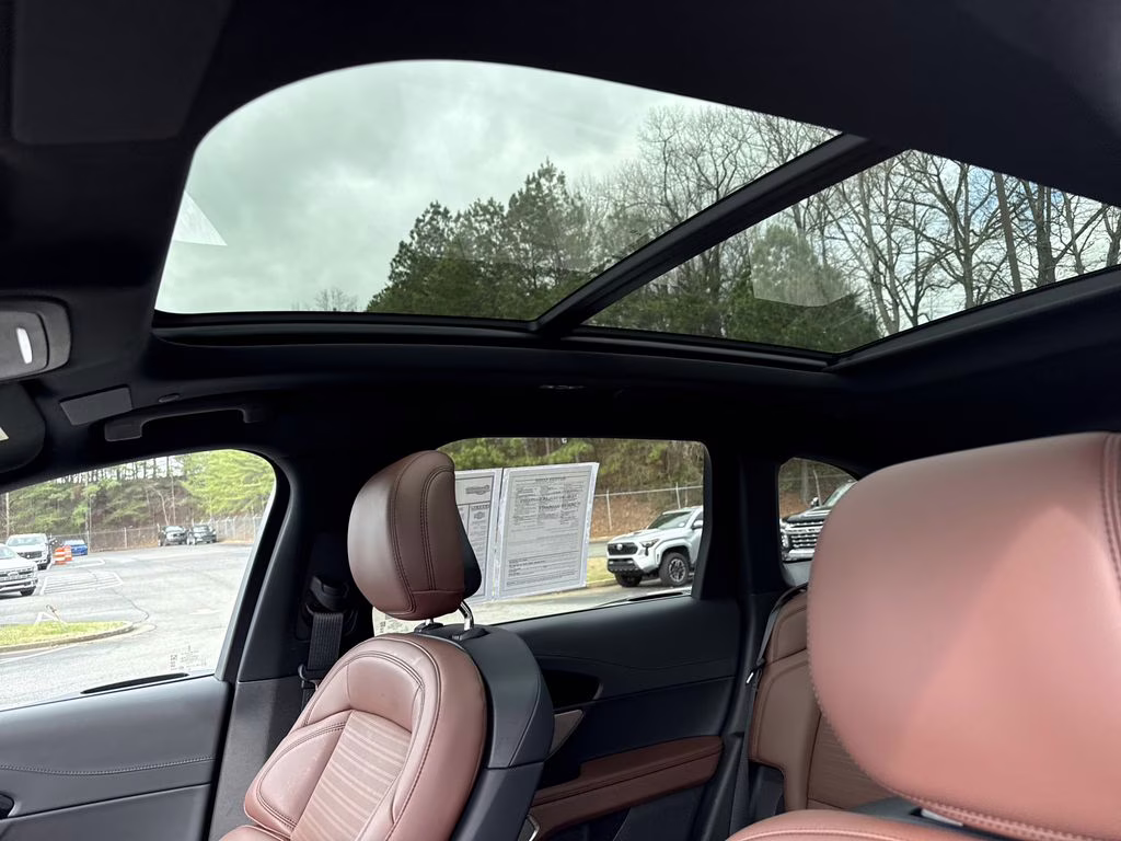 2026 White Platinum Clearcoat Metallic Lincoln Nautilus Reserve AWD SUV