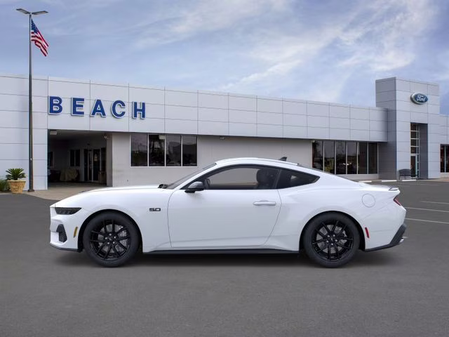 2026 Oxford White Ford Mustang GT RWD Coupe