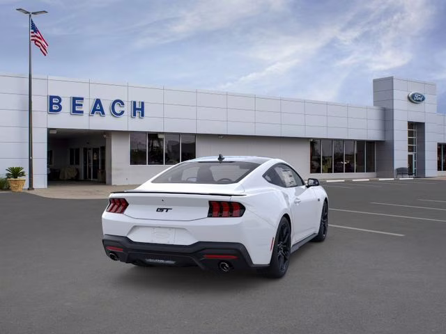 2026 Oxford White Ford Mustang GT RWD Coupe