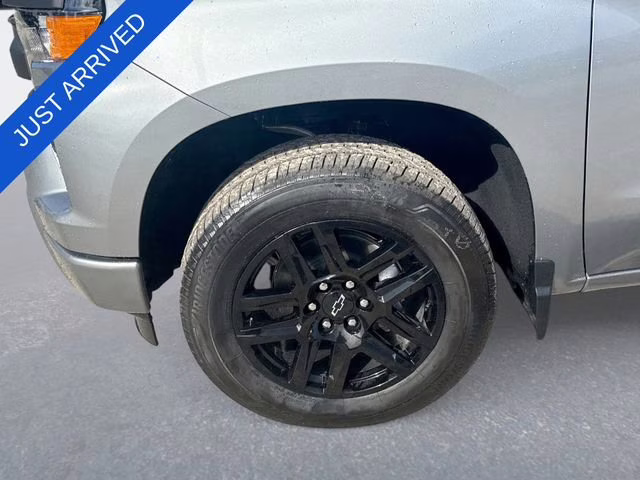 2026 Sterling Gray Metallic Chevrolet Silverado 1500 Custom 4X4 Truck