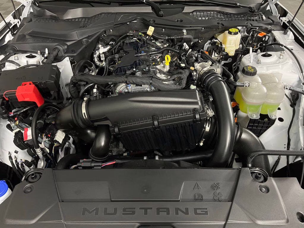 2026 Oxford White Ford Mustang EcoBoost RWD Coupe