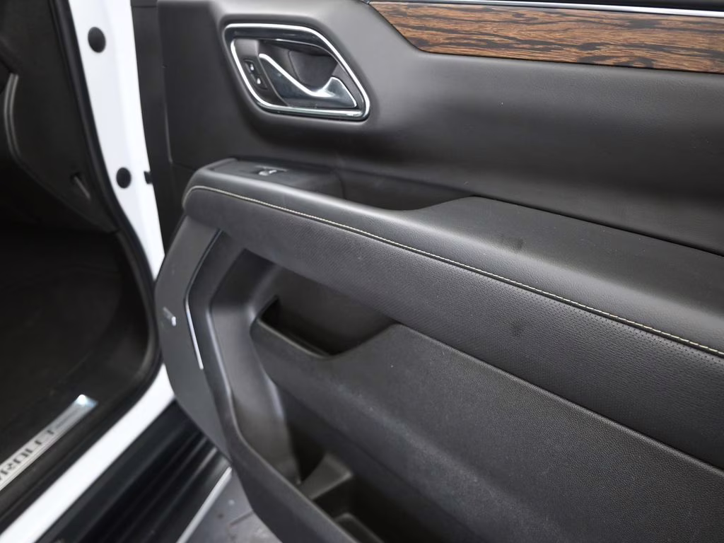 2023 Summit White Chevrolet Tahoe Premier 4X4 SUV