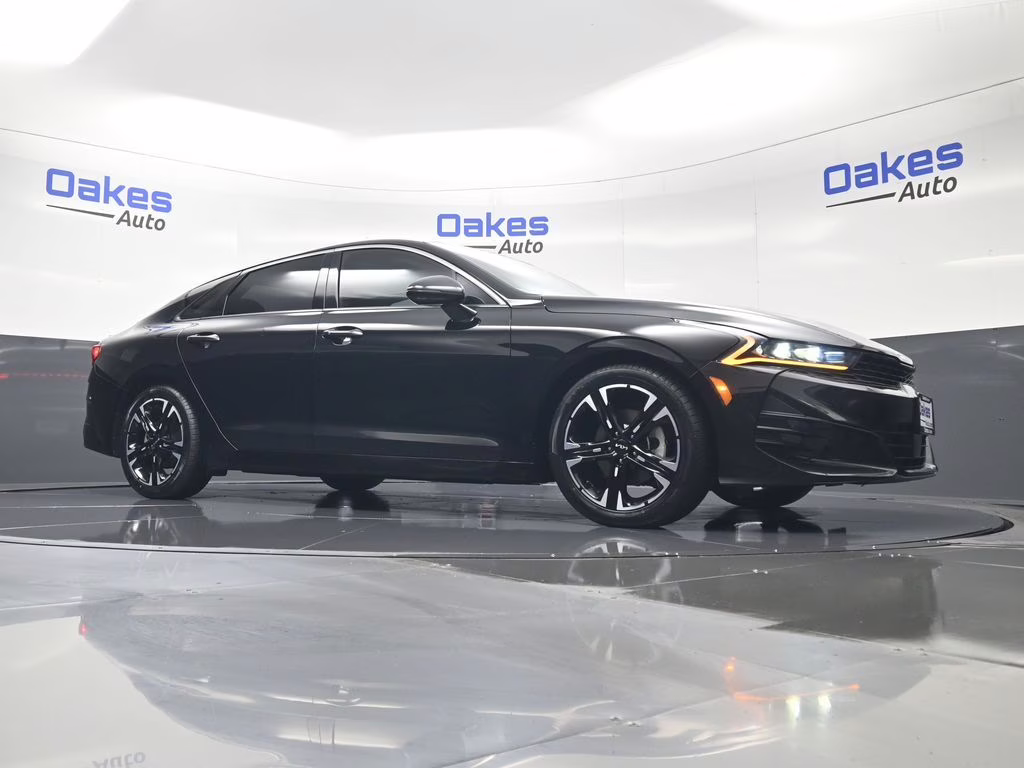 2022 Ebony Black Kia K5 GT-Line AWD Sedan