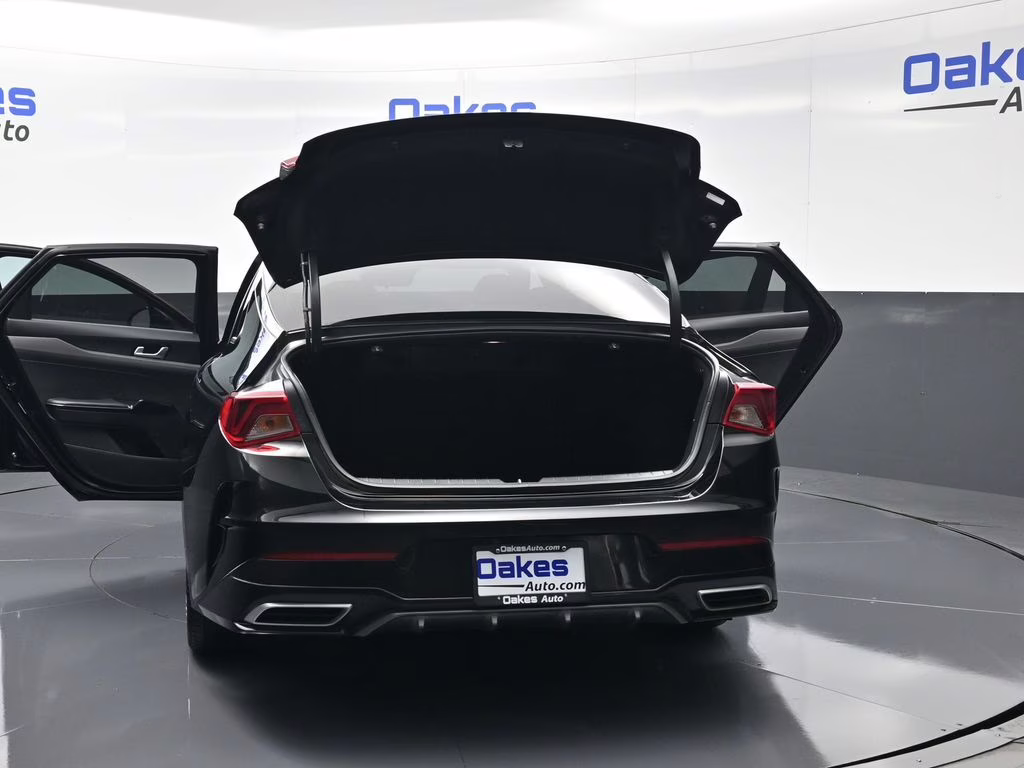 2022 Ebony Black Kia K5 GT-Line AWD Sedan