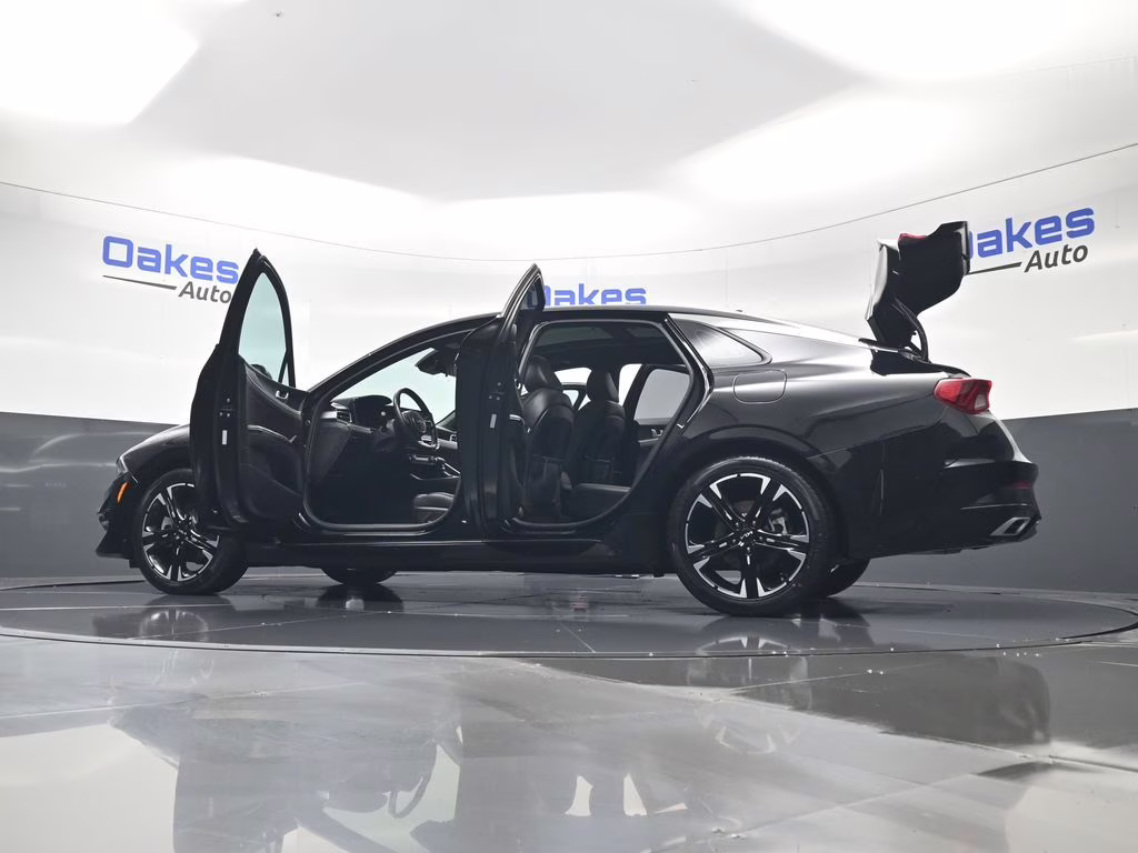 2022 Ebony Black Kia K5 GT-Line AWD Sedan