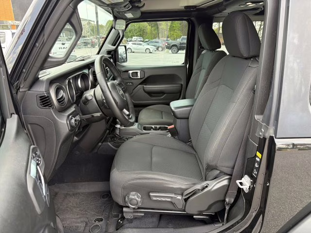 2022 Black Clearcoat Jeep Wrangler Willys 4X4 Convertible