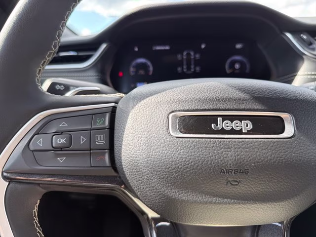 2023 Bright White Clearcoat Jeep Grand Cherokee L Altitude RWD SUV