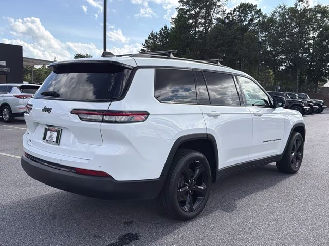 2023 Bright White Clearcoat Jeep Grand Cherokee L Altitude RWD SUV